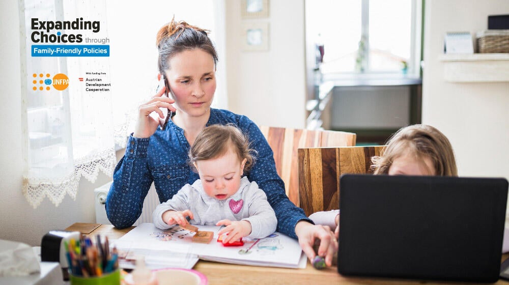 Illustrative cover image. A mothering working from home through flexiwork policies and in the mean time caring for her childrens