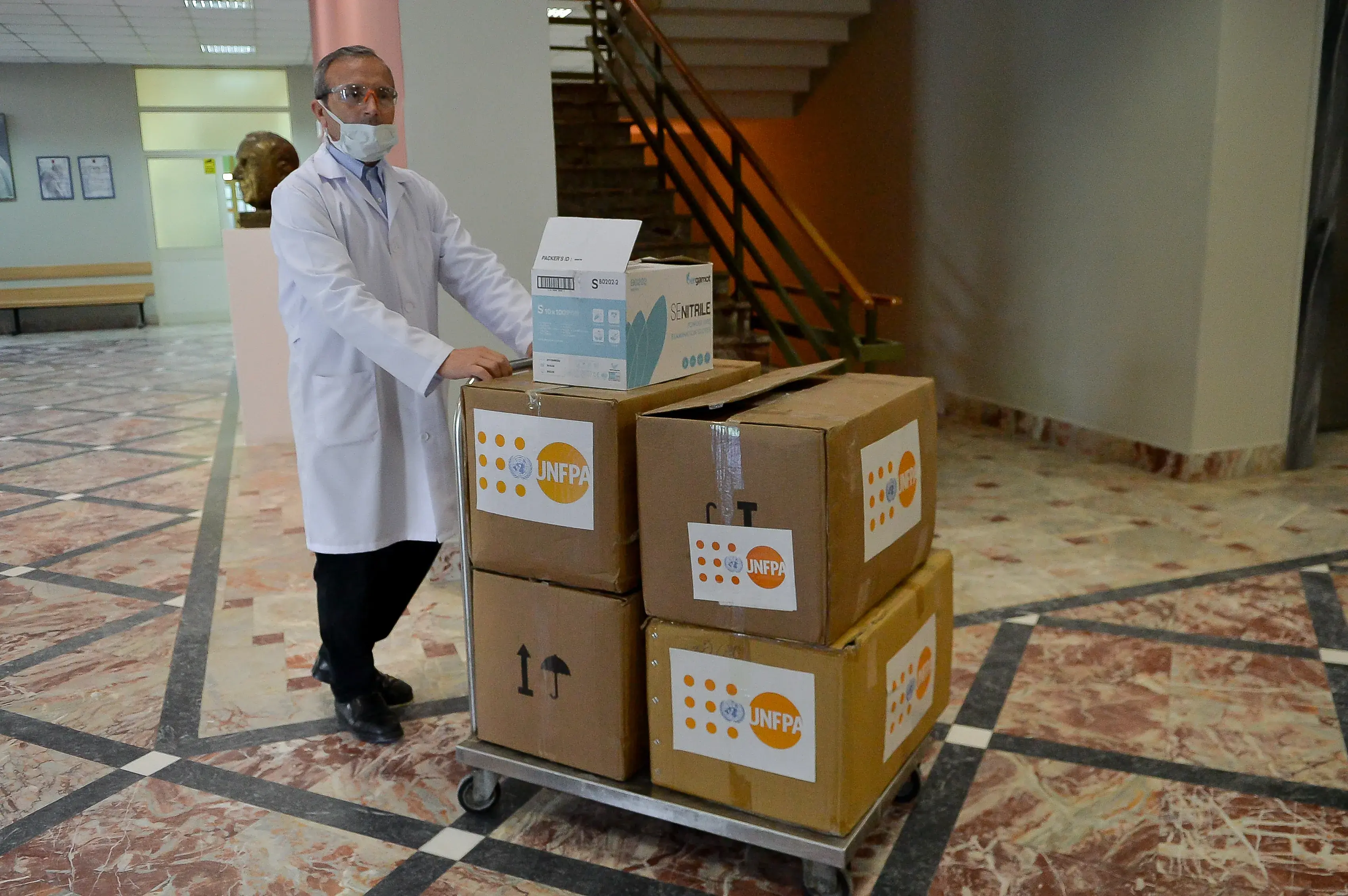 UNFPA donates PPE to Tirana maternity hospitals